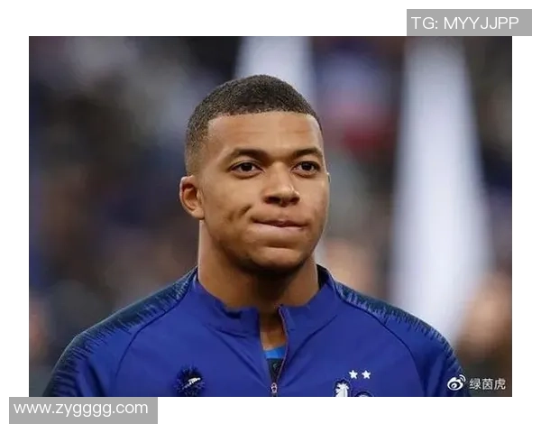 法国足球传奇退役明星的辉煌历程与未来展望 法国足球传奇退役明星的辉煌历程与未来展望